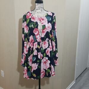 Tobi floral‎ dress size medium